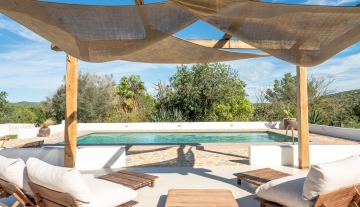 Resa estates ibiza villa Reno finca renovated te koop sale pool.jpg